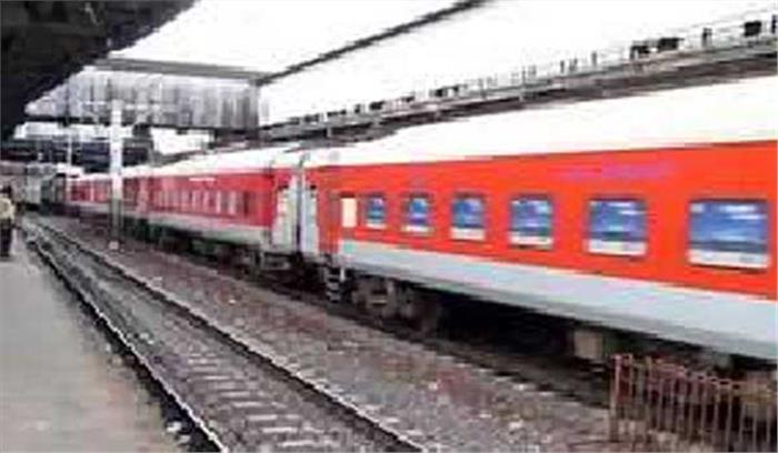 दिल्ली से मुंबई के बीच नई राजधानी सोमवार से दिल्ली से मुंबई के बीच नई राजधानी सोमवार से