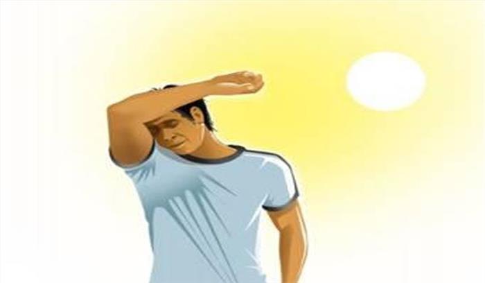 दिल्ली : उमस भरा दिन