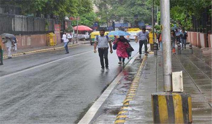 दिल्ली में मौसम सुहाना, वायु की गुणवत्ता संतोषजनक