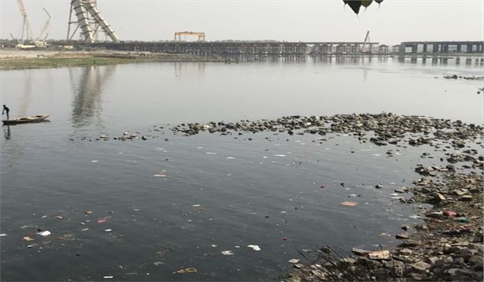 दिल्ली में यमुना नदी में चला स्वच्छता अभियान