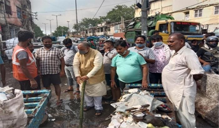 दिल्ली सरकार की लापरवाही के कारण दिल्ली हुई पानी-पानी : जय प्रकाश