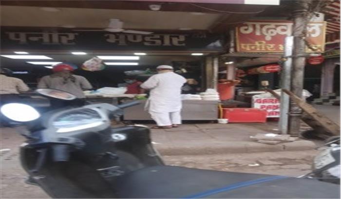 चांदनी चौक के बाजारों में सोशल डिस्टेंसिंग हुई मुश्किल