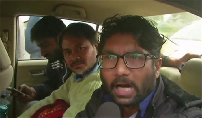 रैली करने के लिए जंतर - मंतर की ओर चले जिग्नेश मेवाणी