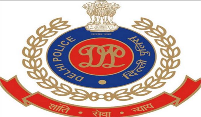 दिल्ली पुलिस ने महिला पत्रकार के साथ की बदसलूकी, मांगी माफी