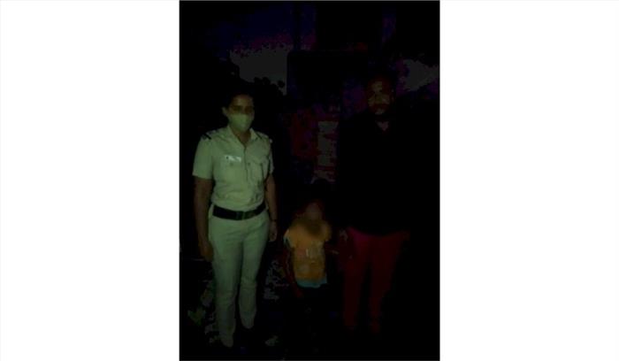 24 घंटे के भीतर दिल्ली पुलिस ने 5 वर्षीय लड़की को उसके माता-पिता से मिलवाया