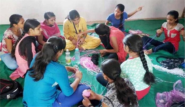 राष्ट्रीय बालिका दिवस को बालिकाओं के लिए पेंटिंग सत्र का आयोजन 