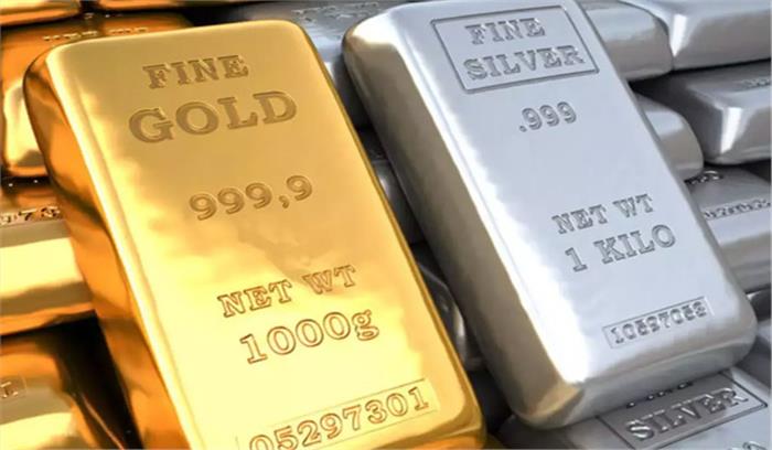 त्योहार पर सर्राफा बाजार में सोना 32 हजार के पार, चांदी 20 रुपये चमकी​​​​​​​