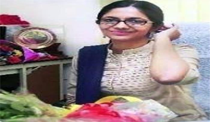 महिला दिवस पर कवित्री बनीं डीसीडब्ल्यू प्रमुख मालीवाल