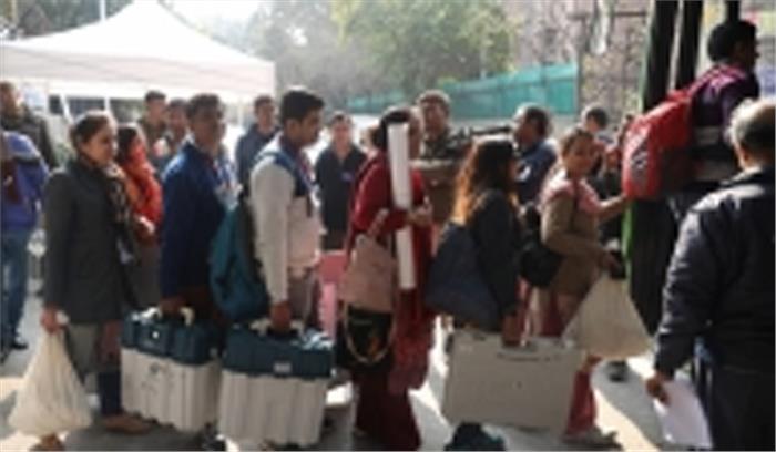 दिल्ली में साल दर साल गिर रहा है वोट डालने का प्रतिशत