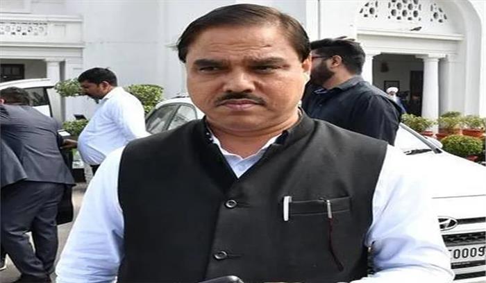 दिल्ली विधानसभा : आप ने त्रिनगर सीट पर जितेंद्र सिंह का टिकट काटा, पत्नी को दिया