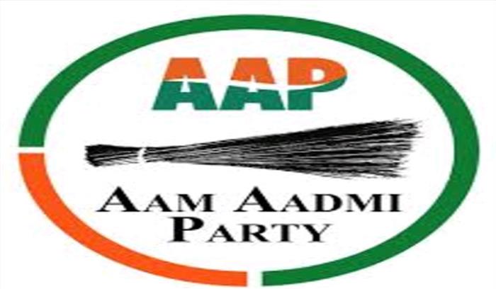 दिल्ली सरकार के प्रेस रूम से महिला पत्रकार को निकालवाया बाहर, भाजपा ने की निंदा