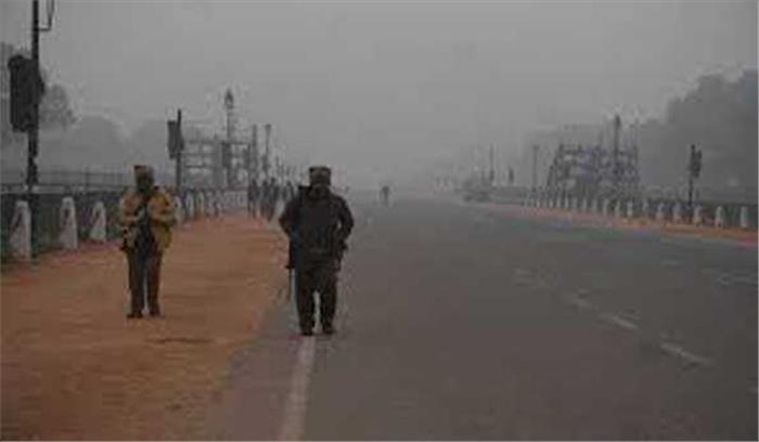 दिल्ली में ठंड का प्रकोप जारी दिल्ली में ठंड का प्रकोप जारी