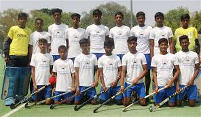 हॉकी खिलाड़ियों पर गर्व है-डॉ. थाउसेन