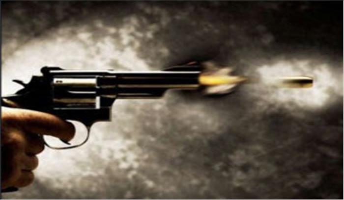 दिल्ली : प्रेमिका को गोली मारकर डॉक्टर ने की आत्महत्या, शव बरामद