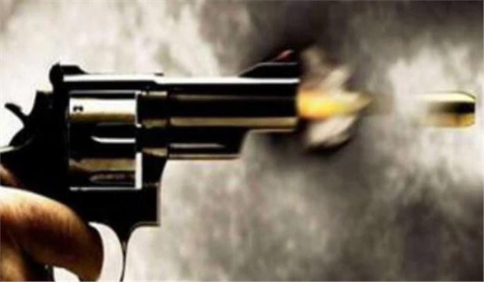 दिल्ली के रोहिणी में एनकाउंटर, 2 बदमाशों को गोली लगी