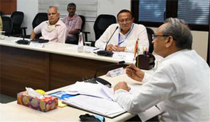 लोकतंत्र और संविधान की रक्षा में गांधीजी के सूत्र महत्वपूर्ण : गहलोत