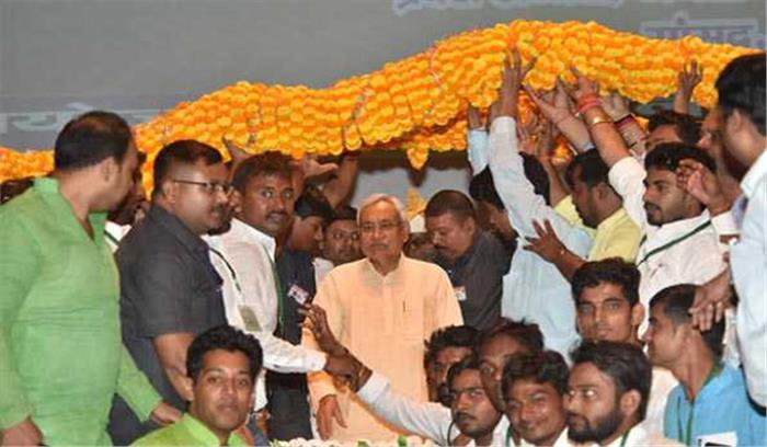 विकास के लाभ के लिए कुरीतियों का उन्मूलन जरूरी : नीतीश