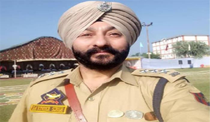 देविंदर सिंह मामले की जांच एनआईए को सौंपेगी जम्मू-कश्मीर पुलिस देविंदर सिंह मामले की जांच एनआईए को सौंपेगी जम्मू-कश्मीर पुलिस