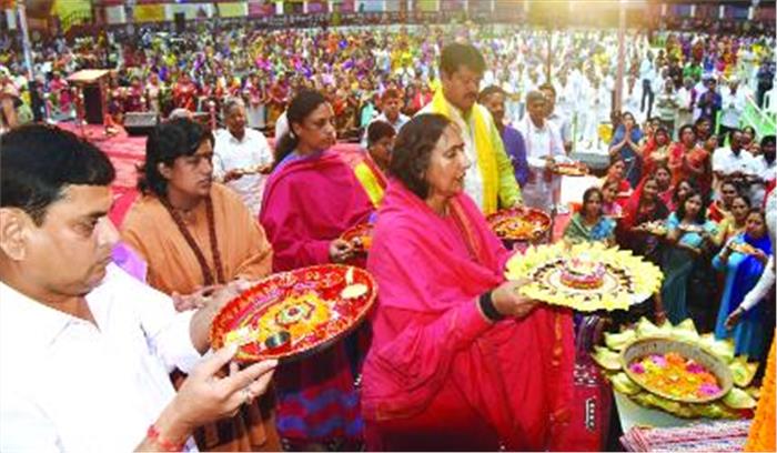 धर्म सिखाता है जीवन की विधा : साध्वी ऋतंभरा