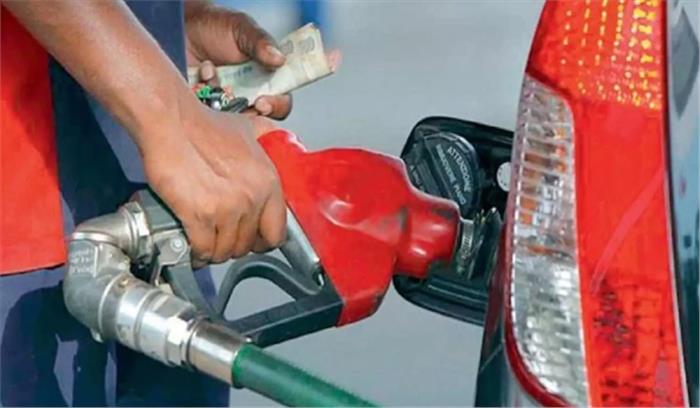 डीजल हुआ 25 पैसे महंगा, पेट्रोल की कीमतों 21 वें दिन भी स्थिरता बनी रही