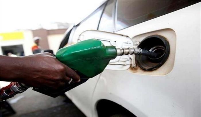 डीजल-पेट्रोल के बढ़े दामों के खिलाफ प्रदर्शन