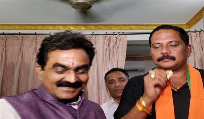 मध्य प्रदेश के निर्दलीय विधायक दिनेश राय ने थामा भाजपा का दामन