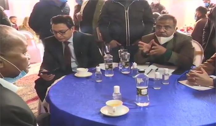 हालातों का जायजा लेने के लिए जम्मू-कश्मीर के दौरे पर हैं 24 सदस्यों के राजनयिक