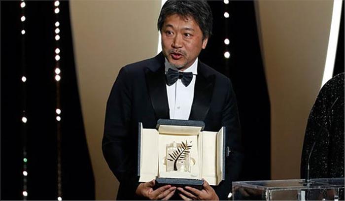 हिरोकाजू कोरिएडा ने कान्स में  शॉपलिफ्टर्स के लिए पाम डोर पुरस्कार जीता​​​​​​​