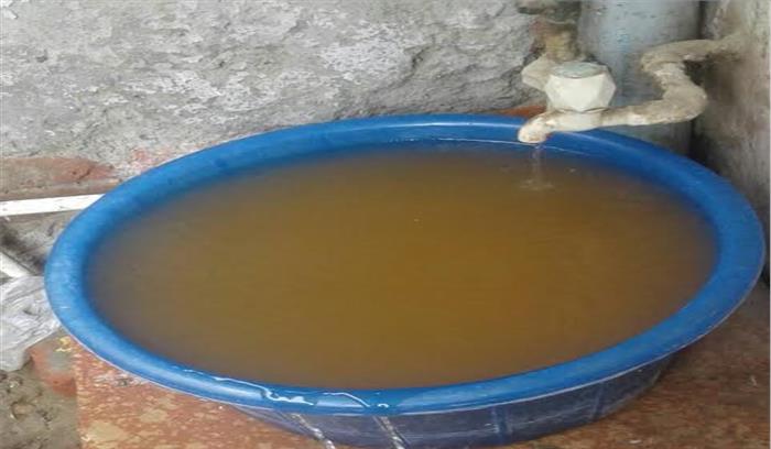 गंदे पानी की आपूर्ति से लोग परेशान