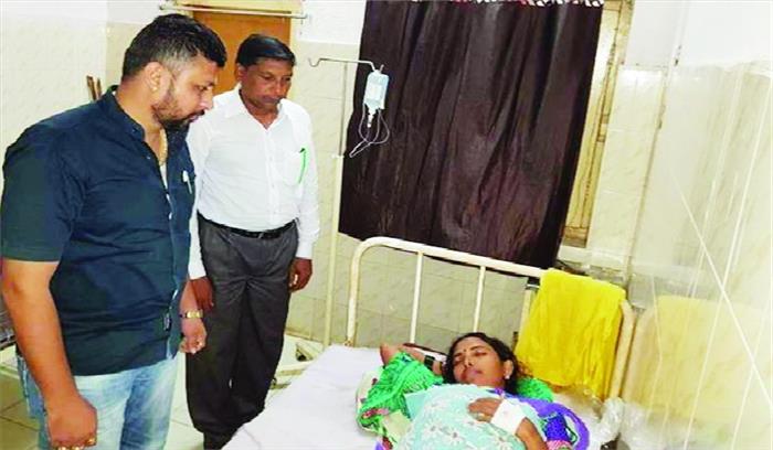 चर्चा के बीच ही सरपंच हुई बेहोश