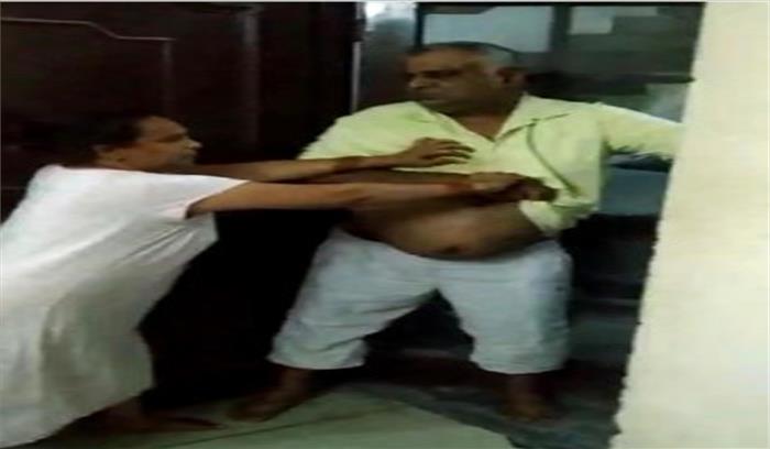 विवादों से पुराना नाता रखने वाले हरियाणा के आईजी कलसन निलंबित