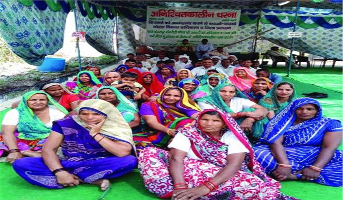 55 दिन से धरने पर बैठे किसानों की नहीं ली कोई सुध