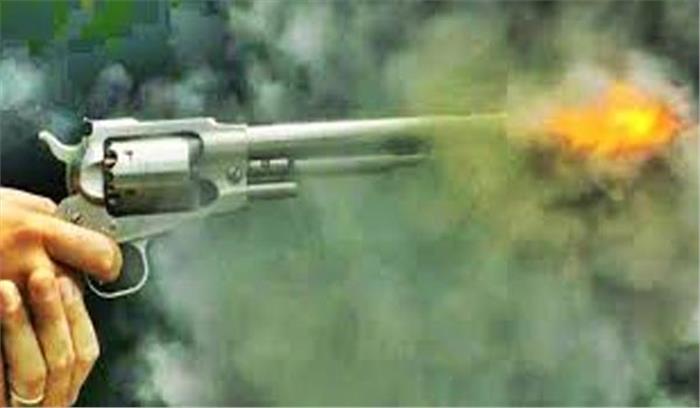  मध्यप्रदेश :अज्ञात व्यक्तियों ने युवक को गोली मारी