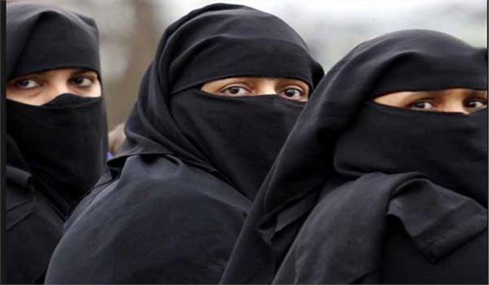 ट्रिपल तलाक पर सरकार ने की सभी दलों से सहयोग की अपील ट्रिपल तलाक पर सरकार ने की सभी दलों से सहयोग की अपील