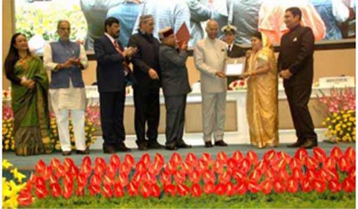 छत्तीसगढ़ को उत्कृष्ट राज्य के पुरस्कार से नवाज़ा गया: रामनाथ