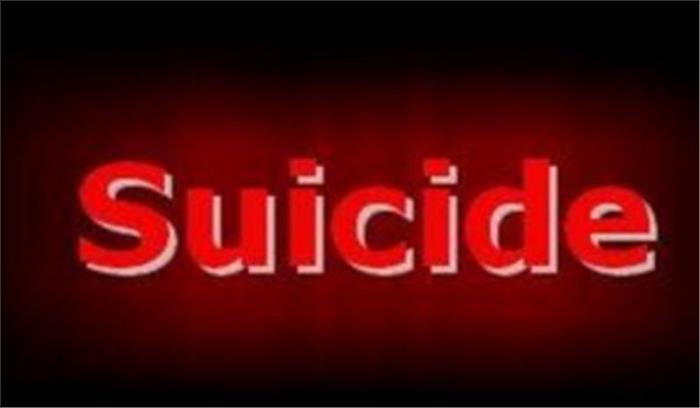 डॉक्टर ने की खुदकुशी डॉक्टर ने की खुदकुशी