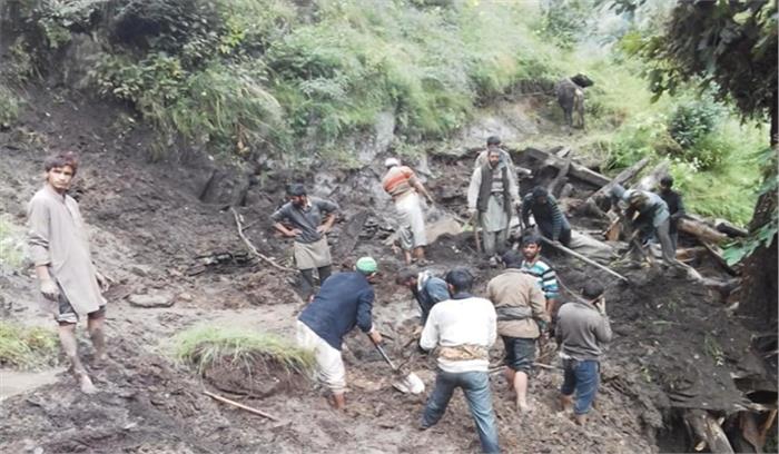 डोडा में भूस्खलन से 5 मरे, 9 घायल