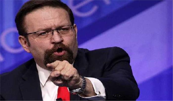 सेबेस्टियान गोरका ने दिया इस्तीफा