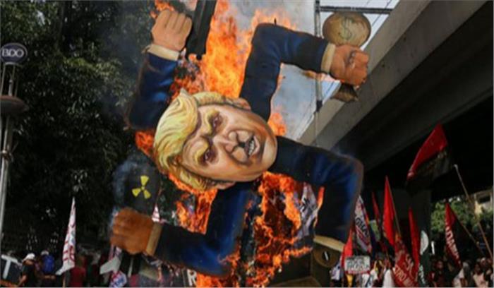 अमेरिकी राष्ट्रपति डोनाल्ड ट्रंप के खिलाफ मनीला में प्रदर्शन