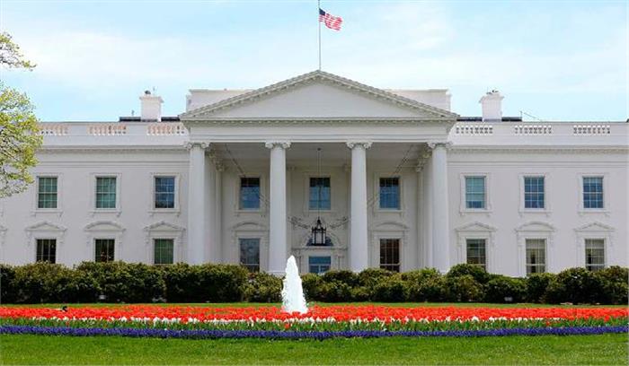 व्हाइट हाउस नवीनीकरण के लिए तैयार