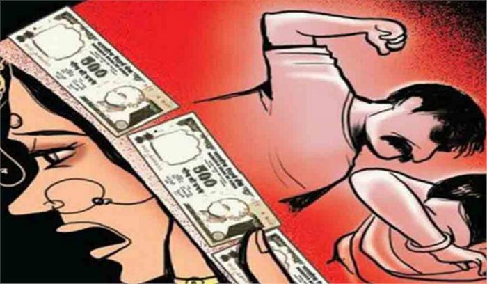 दहेज की मांग, विवाहिता को घर से निकाला