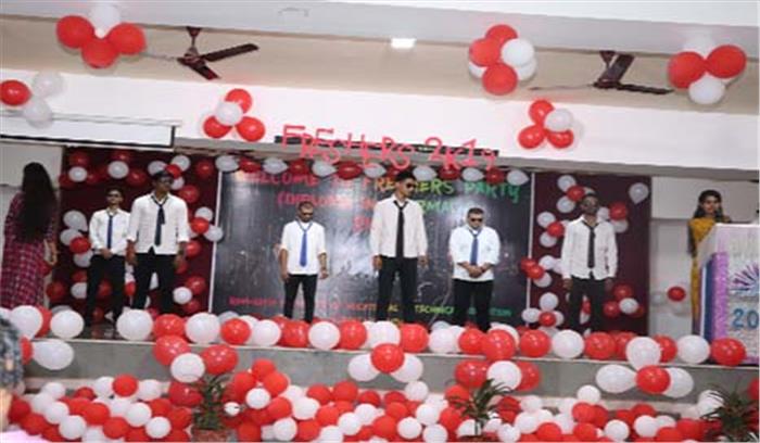 अनुशासन से ही जीवन में मिलती है सफलता : डॉ. जैनेन्द्र जैन अनुशासन से ही जीवन में मिलती है सफलता : डॉ. जैनेन्द्र जैन