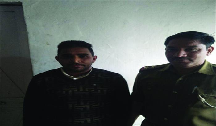 रौब दिखाने वाले तथाकथित नेता के पास प्राधिकरण अधिकारियों की अश्लील क्लिप