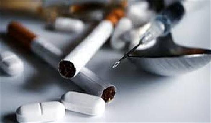 नशे की गिरफ्त में बढ़ रही है दिल्ली