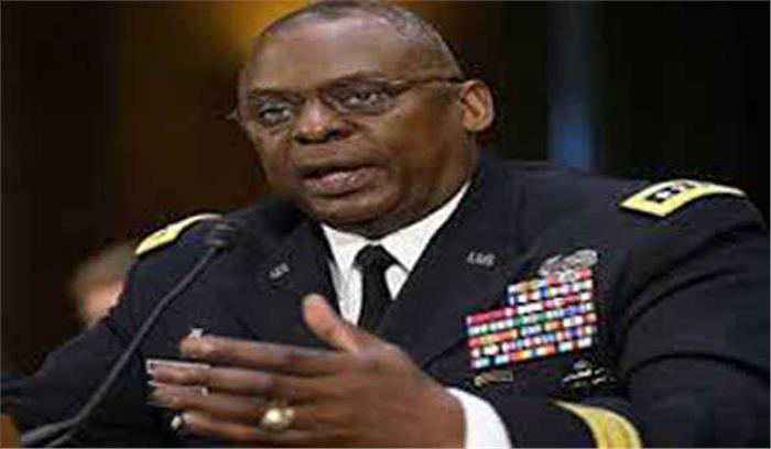 ड्यूटी के दौरान सभी सैन्य तथा नागरिक कर्मचारियों को मास्क पहनने का आदेश