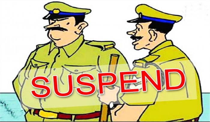 कर्तव्य में लापरवाही बरतने के आरोप में दरोगा समेत 21 पुलिसकर्मी निलंबित