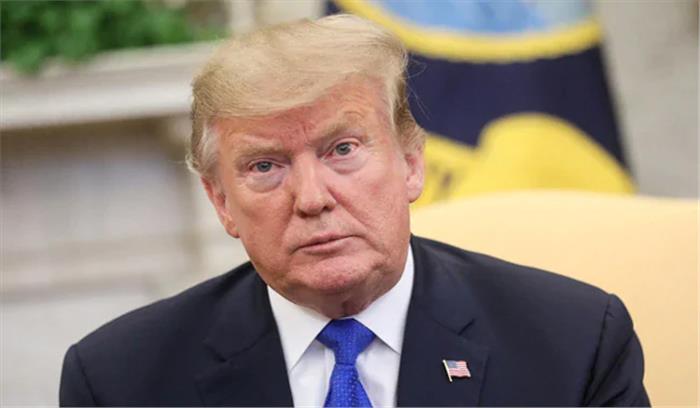 ई-सिगरेट उत्पाद खरीदने की न्यूनतम आयु होगी 21 वर्ष : ट्रम्प