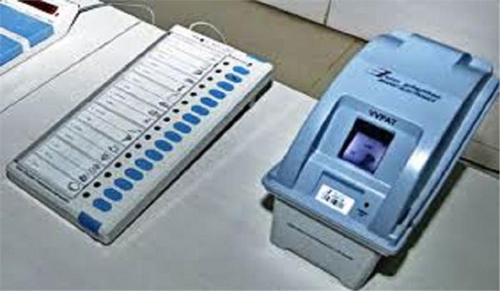 जहां ईवीएम मशीनें खराब हुईं, वहां दोबारा मतदान हो : कांग्रेस, सपा, रालोद