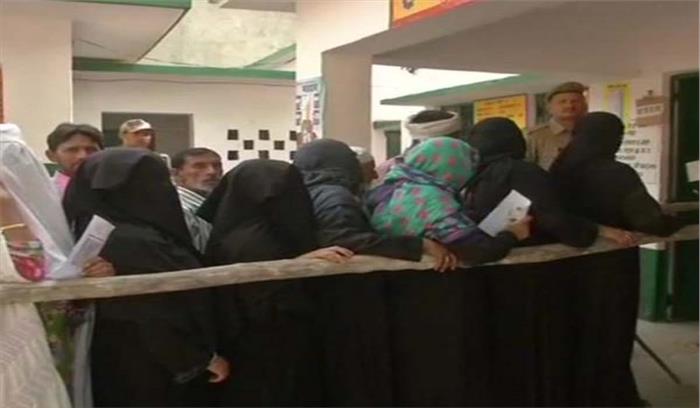 कैराना- नूरपुर उपचुनाव में दो बजे तक 37 प्रतिशत मतदान