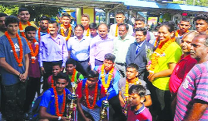 बास्केटबॉल क्लस्टर-2 में युगांतर चैंपियन बास्केटबॉल क्लस्टर-2 में युगांतर चैंपियन